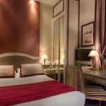 Western Premier Trocadero La Tour