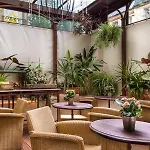 Hotel Western Premier Trocadero La Tour