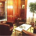 Western Premier Trocadero La Tour 4* Paris