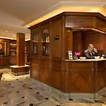 Western Premier Trocadero La Tour Hotel 4*