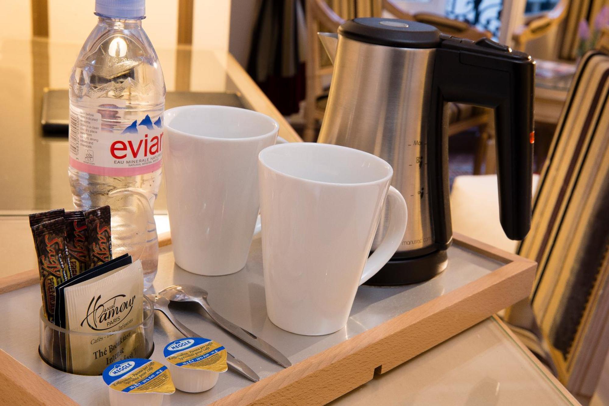 Western Premier Trocadero La Tour Hotel