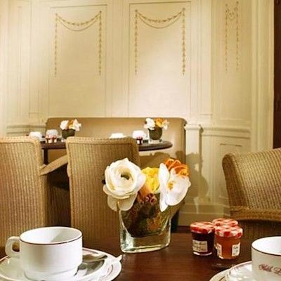 Western Premier Trocadero La Tour Hotel 4*