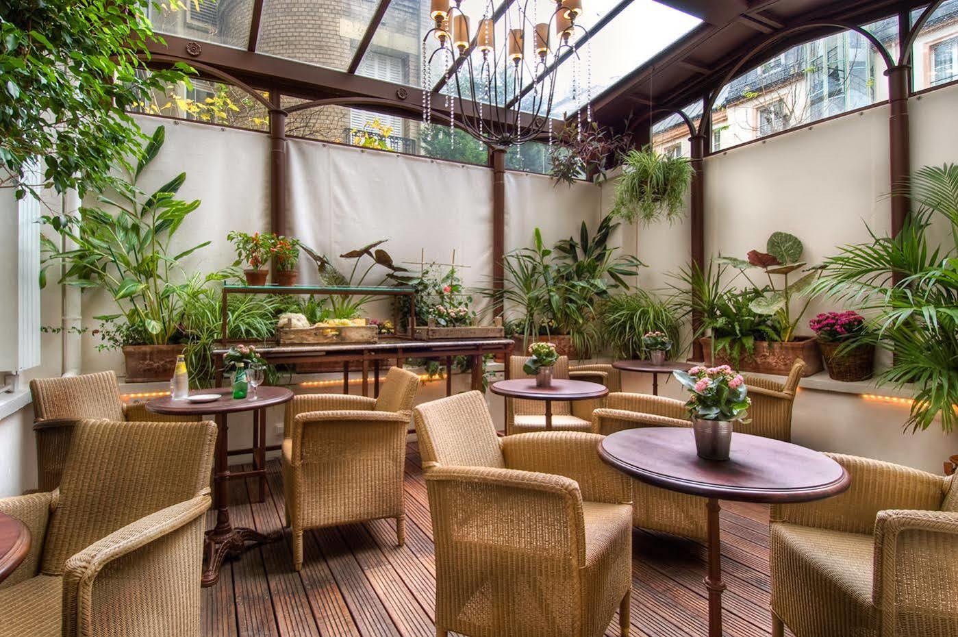 Western Premier Trocadero La Tour 4*