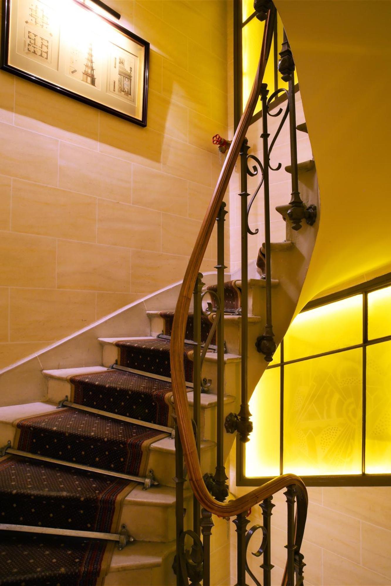 Western Premier Trocadero La Tour 4* Paris